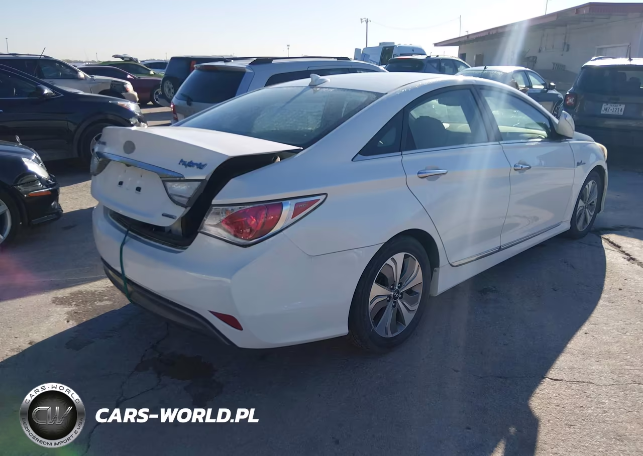 2013 Hyundai Sonata Hybrid Limited VIN:KMHEC4A47DA081046 - 4