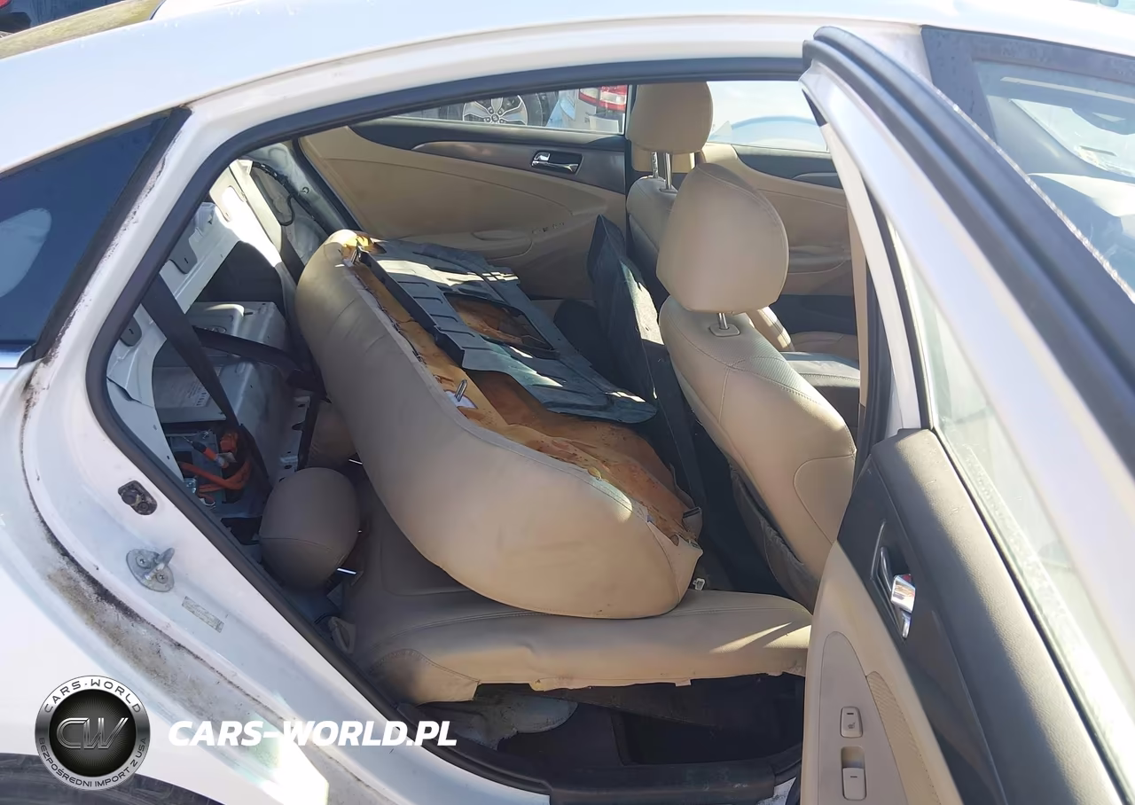 2013 Hyundai Sonata Hybrid Limited VIN:KMHEC4A47DA081046 - 8