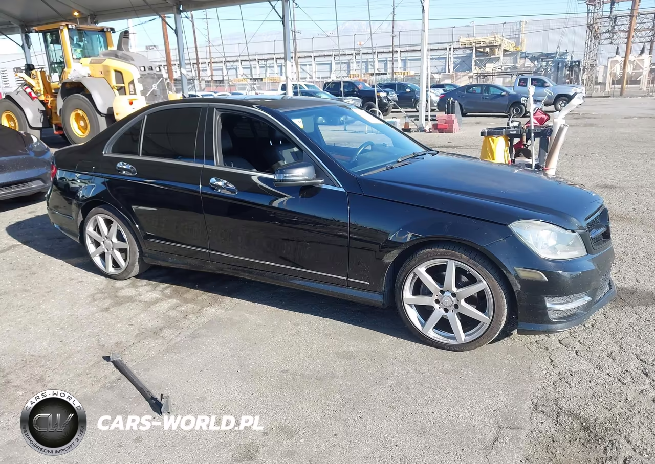 2014 Mercedes-Benz C 250 Sport VIN:WDDGF4HB5EA953160 - 13