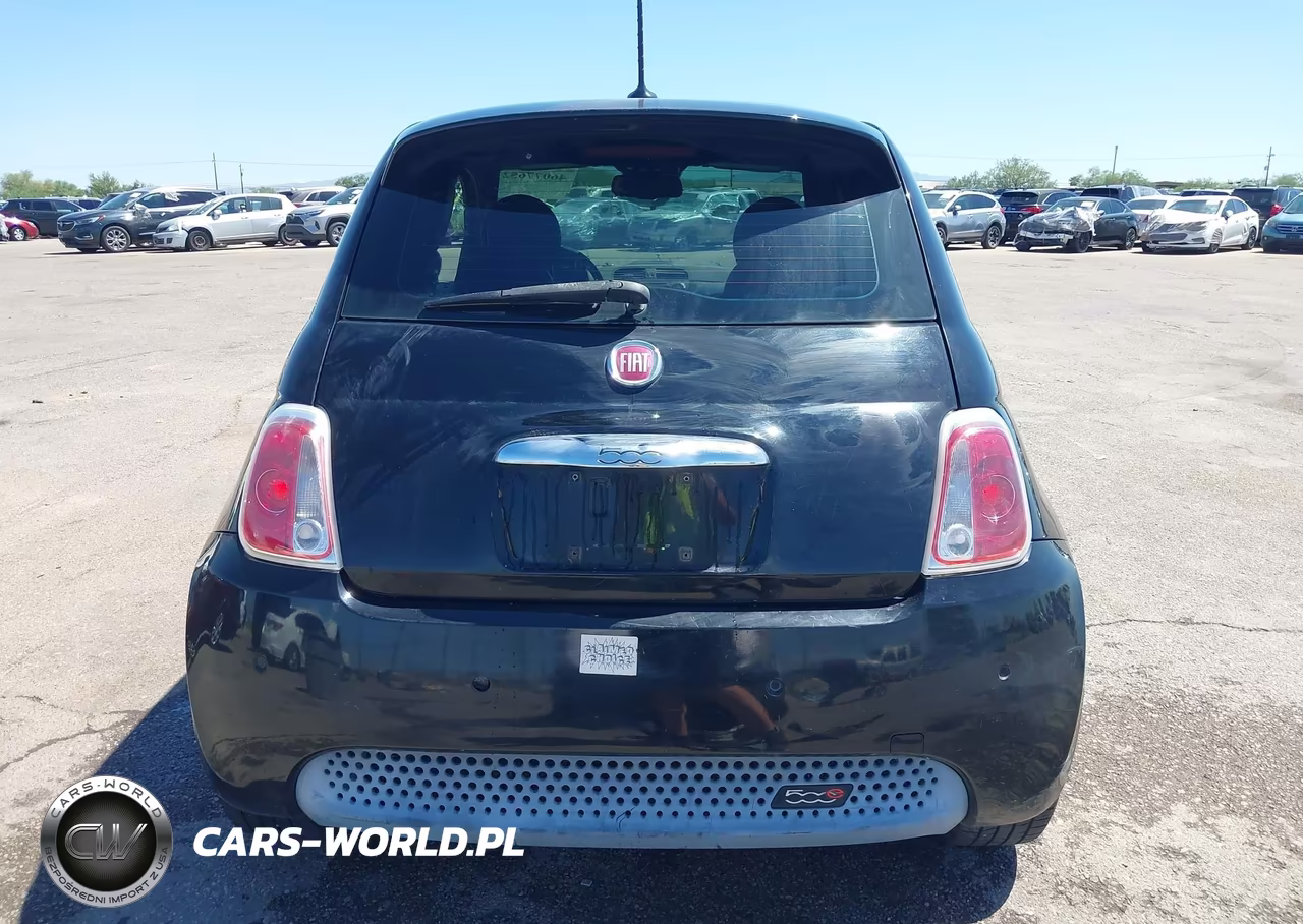 2015 Fiat 500E Battery Electric VIN:3C3CFFGEXFT709714 - 16