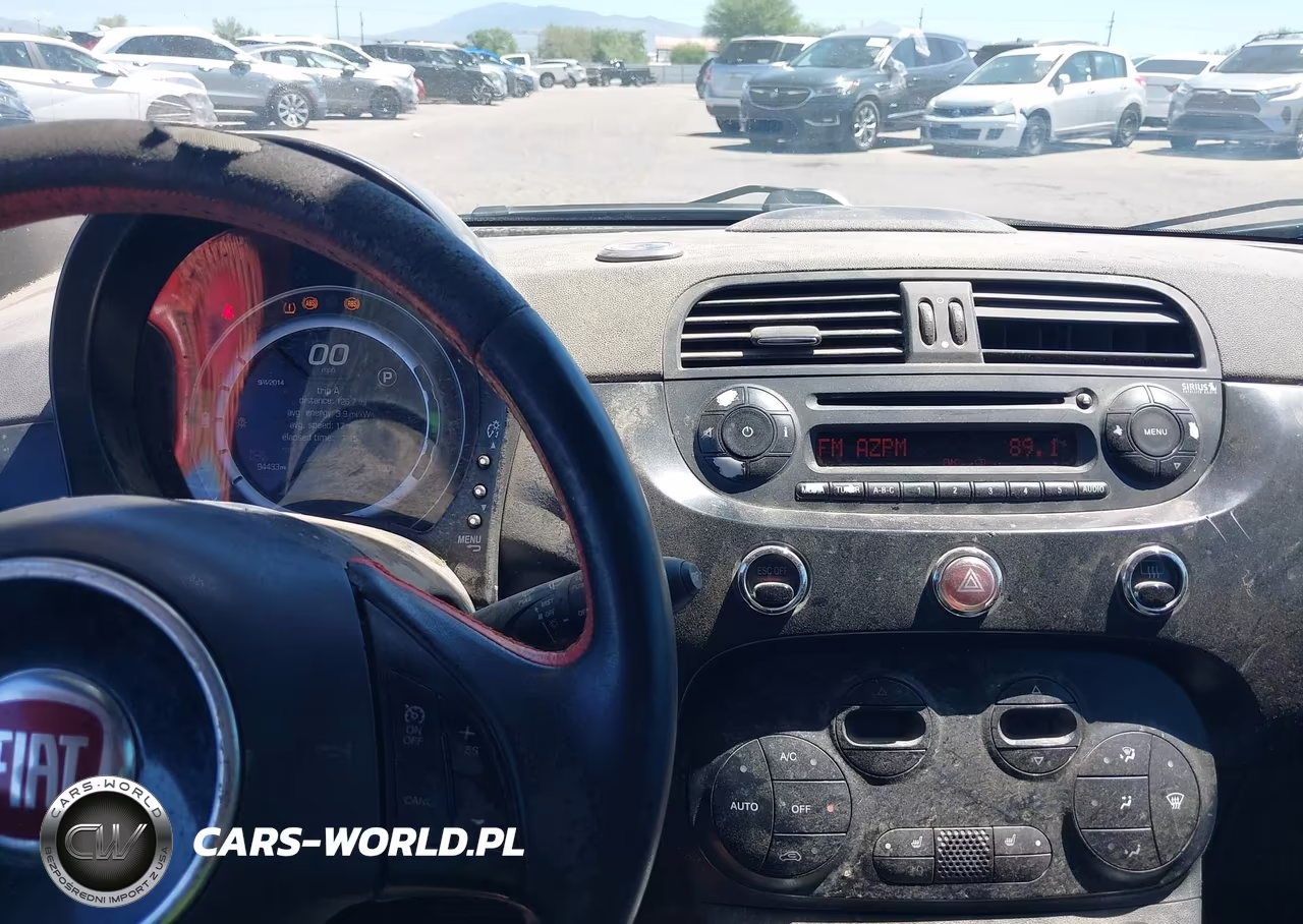 2015 Fiat 500E Battery Electric VIN:3C3CFFGEXFT709714 - 18