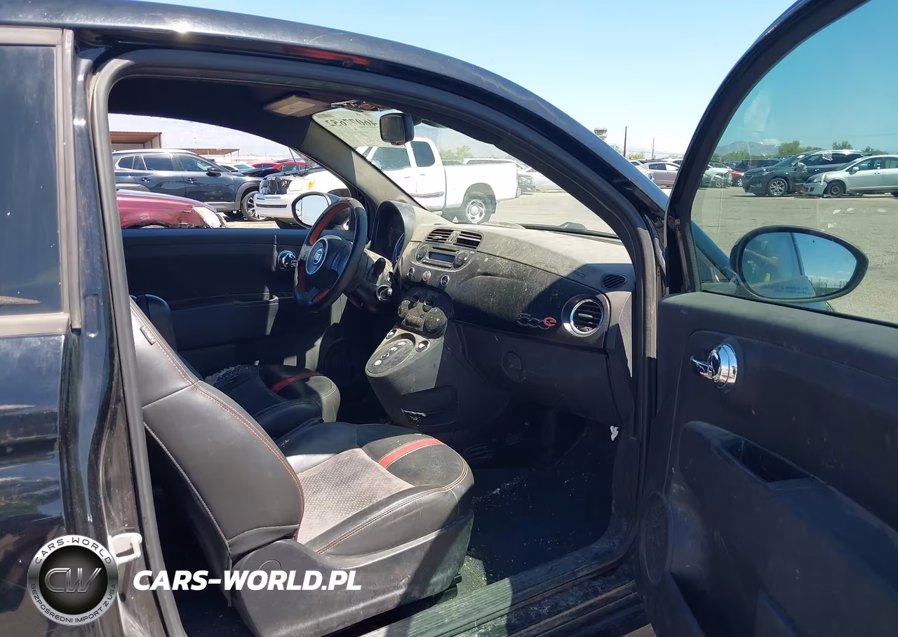 2015 Fiat 500E Battery Electric VIN:3C3CFFGEXFT709714 - 5
