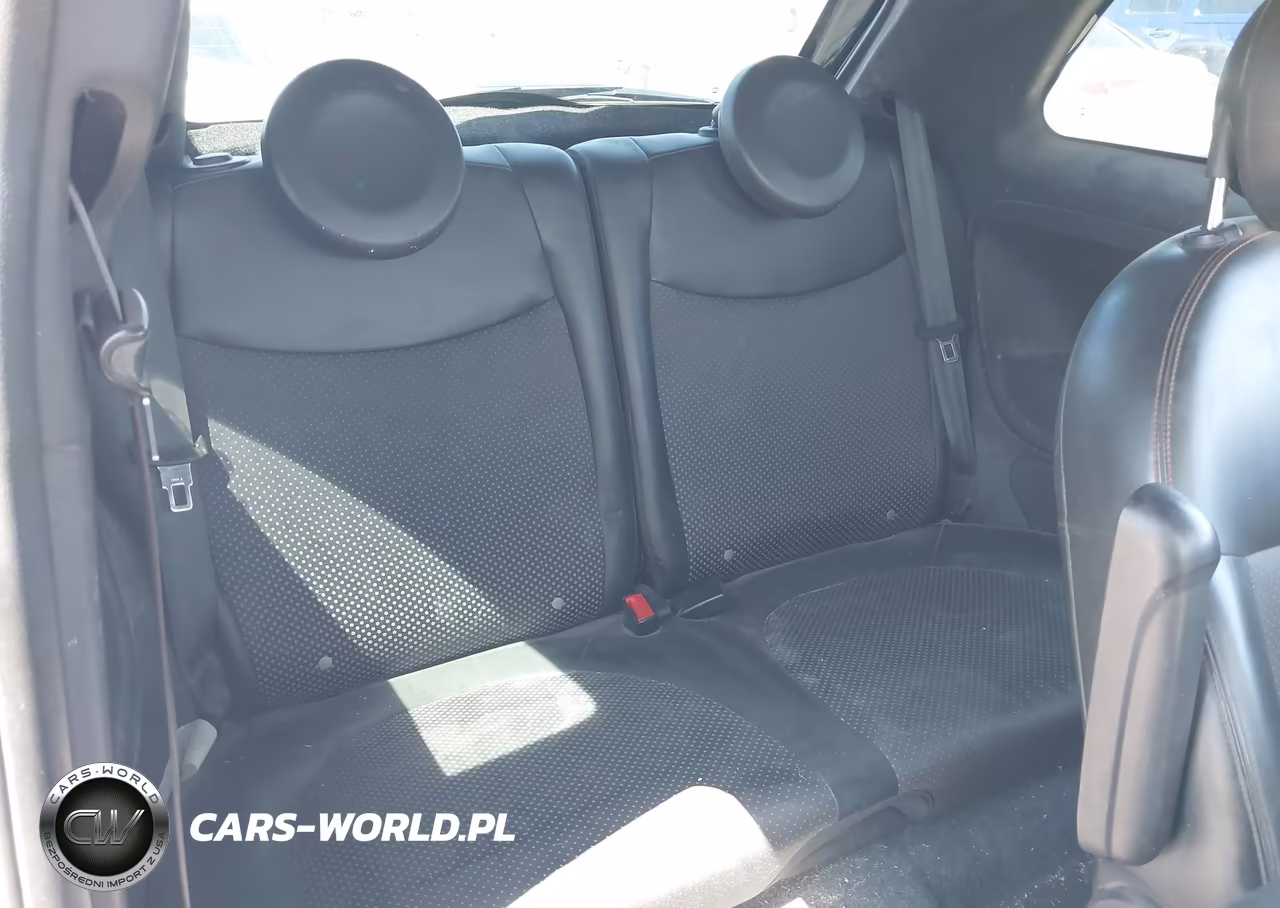 2015 Fiat 500E Battery Electric VIN:3C3CFFGEXFT709714 - 8