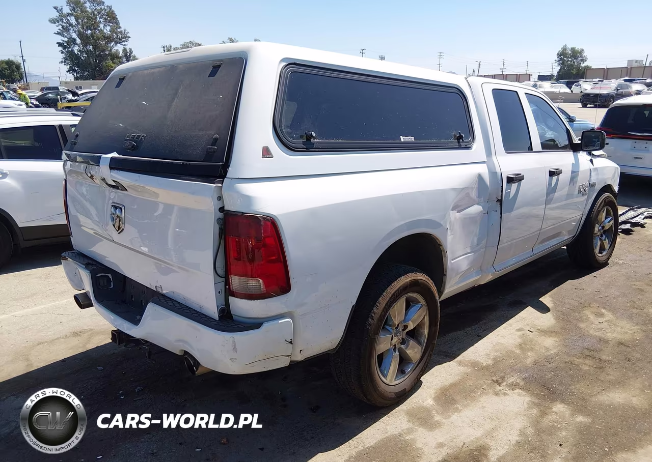 2019 Ram 1500 Classic Express 4X2 6'4 Box VIN:1C6RR6FT4KS619619 - 4