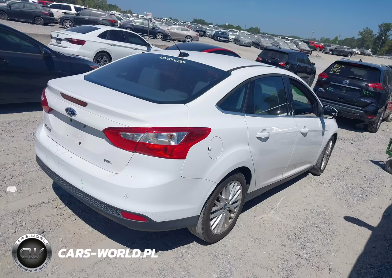 2012 Ford Focus Sel VIN:1FAHP3H27CL339028 - 4