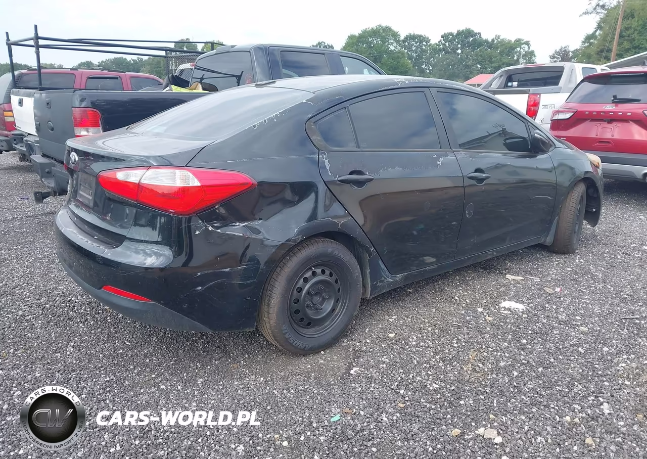 2016 Kia Forte Lx VIN:KNAFX4A6XG5526565 - 4