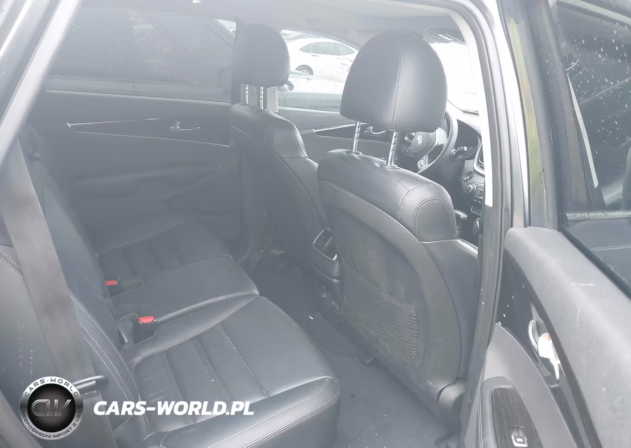 2020 Kia Sorento 3.3L Ex VIN:5XYPHDA5XLG708991 - 8