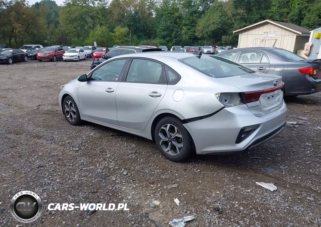 2019 Kia Forte Lxs VIN:3KPF24AD7KE074247 - 3