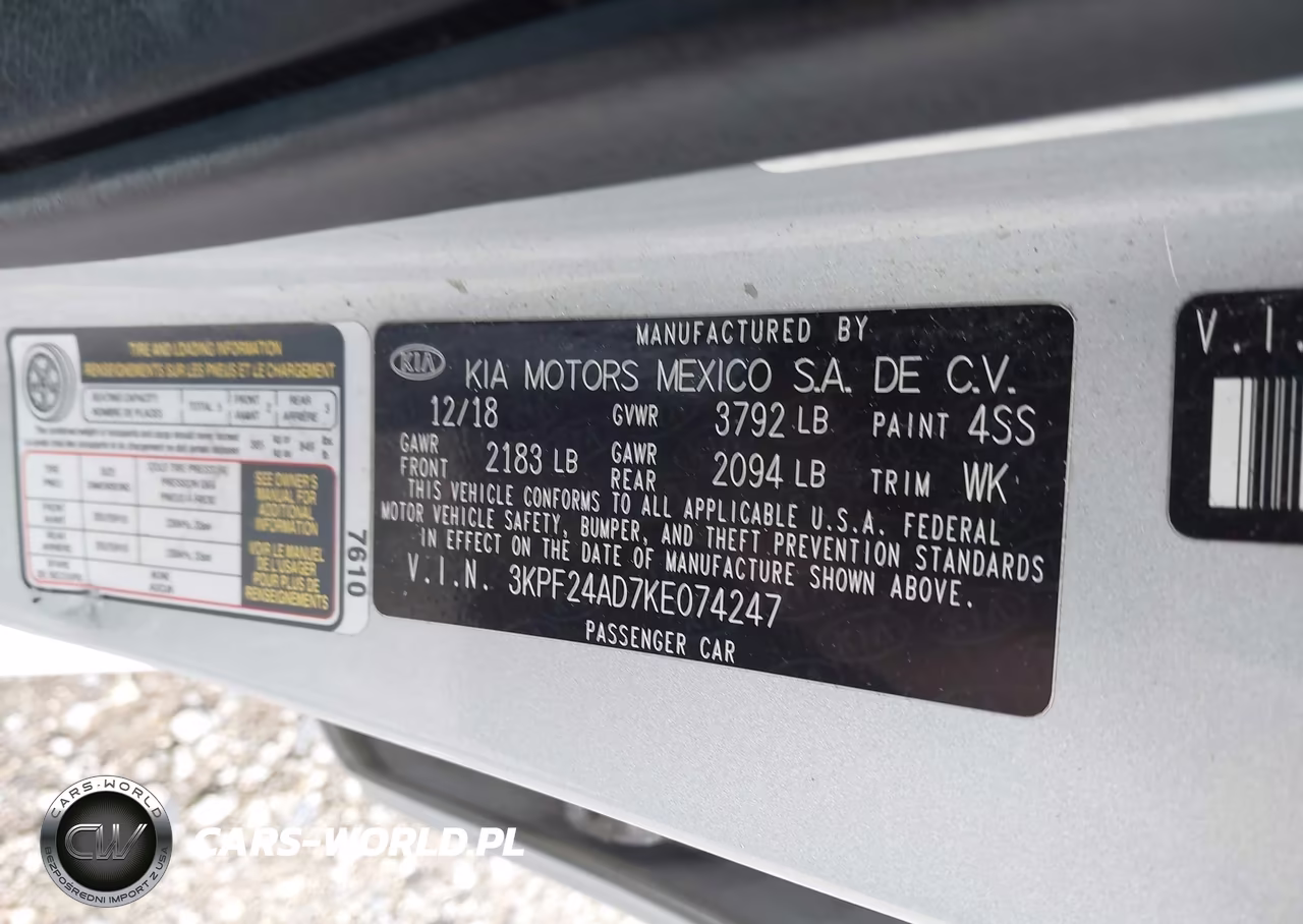 2019 Kia Forte Lxs VIN:3KPF24AD7KE074247 - 9