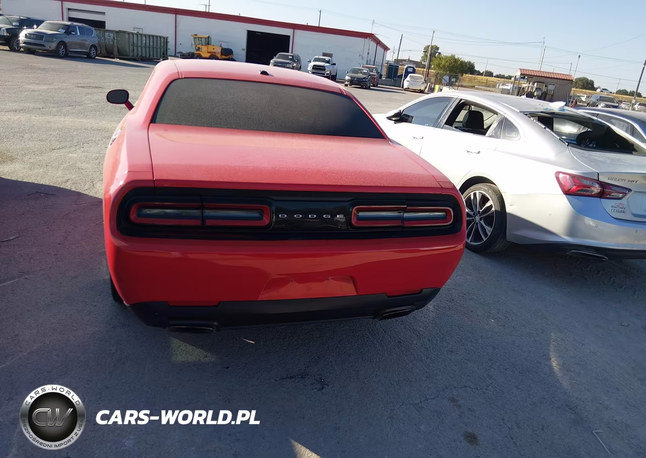 2015 Dodge Challenger Sxt VIN:2C3CDZAG9FH822032 - 16
