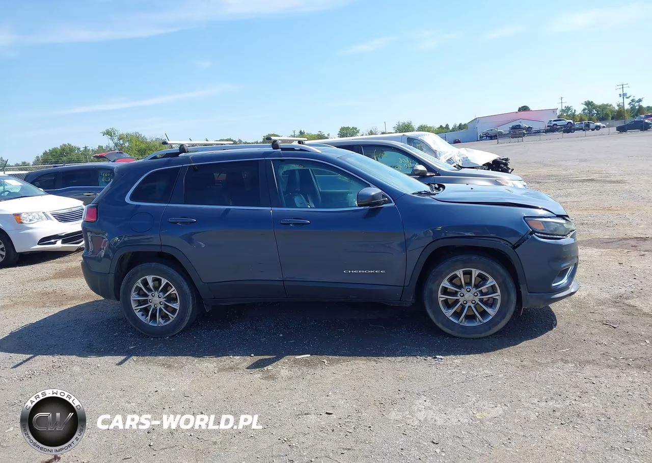 2020 Jeep Cherokee Latitude Plus 4X4 VIN:1C4PJMLB7LD640851 - 13