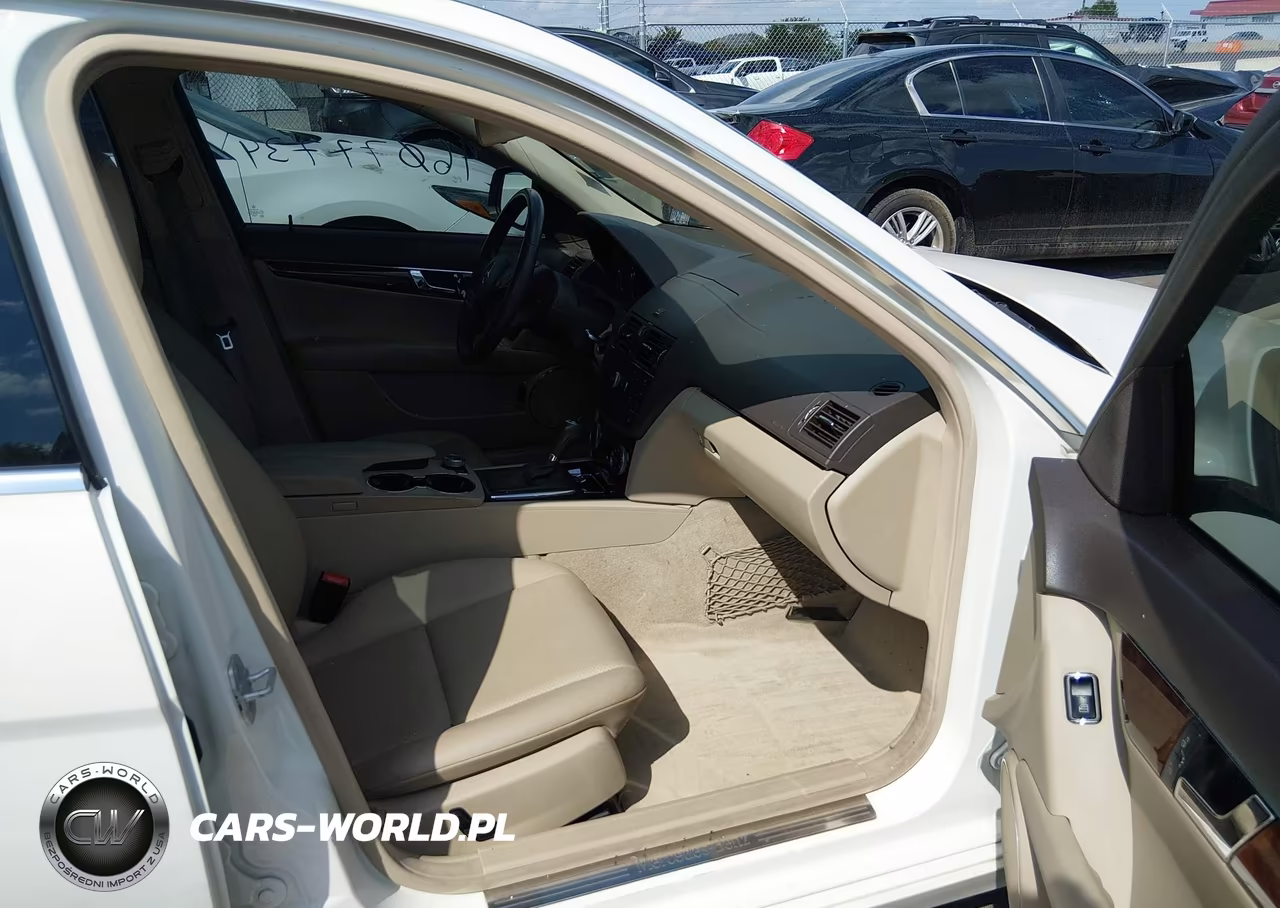 2009 Mercedes-Benz C 300 3.0L Luxury-Sport VIN:WDDGF54X69F216355 - 5