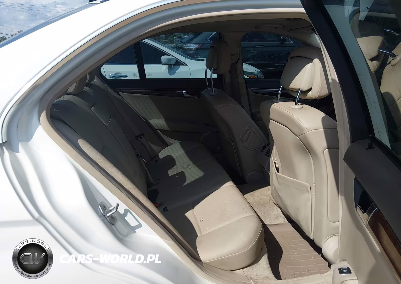 2009 Mercedes-Benz C 300 3.0L Luxury-Sport VIN:WDDGF54X69F216355 - 8