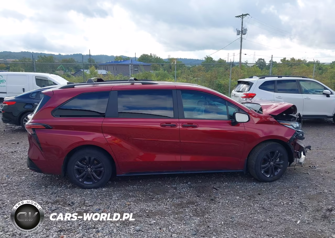 2025 Toyota Sienna Xse VIN:5TDDSKFC1SS177066 - 14
