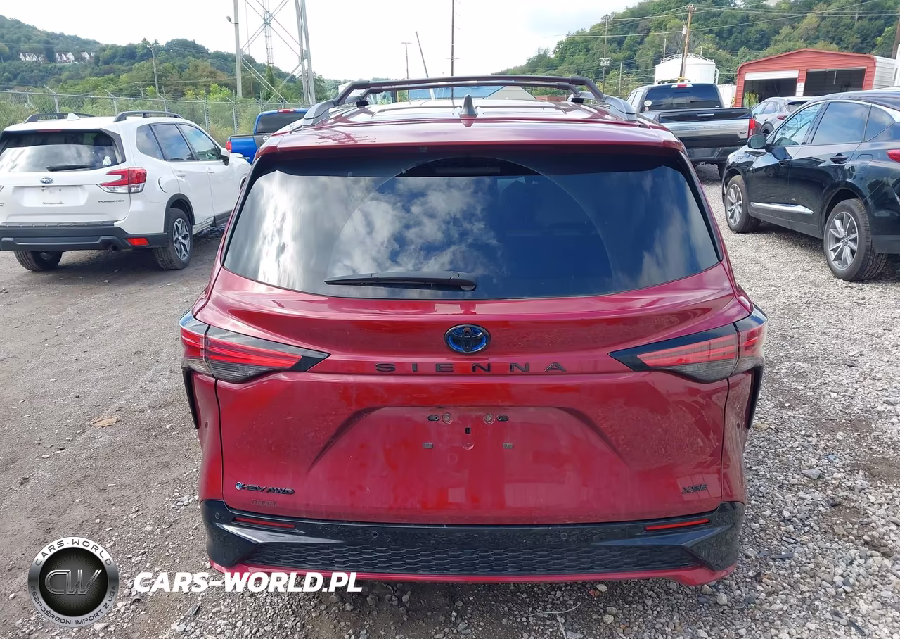 2025 Toyota Sienna Xse VIN:5TDDSKFC1SS177066 - 17