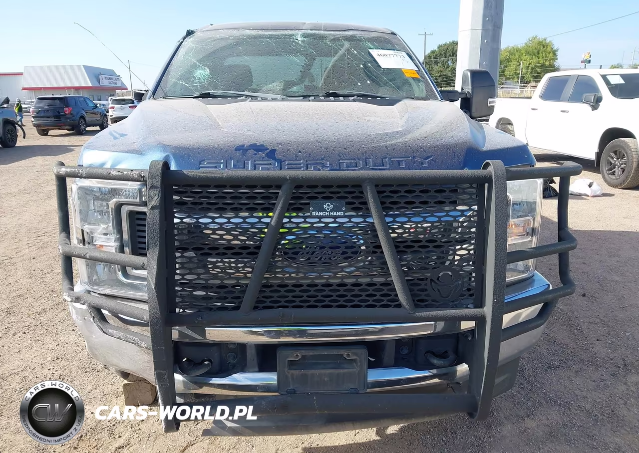 2018 Ford F-250 Xl VIN:1FT7W2B60JEC90657 - 13