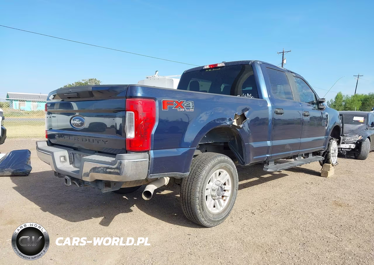 2018 Ford F-250 Xl VIN:1FT7W2B60JEC90657 - 4