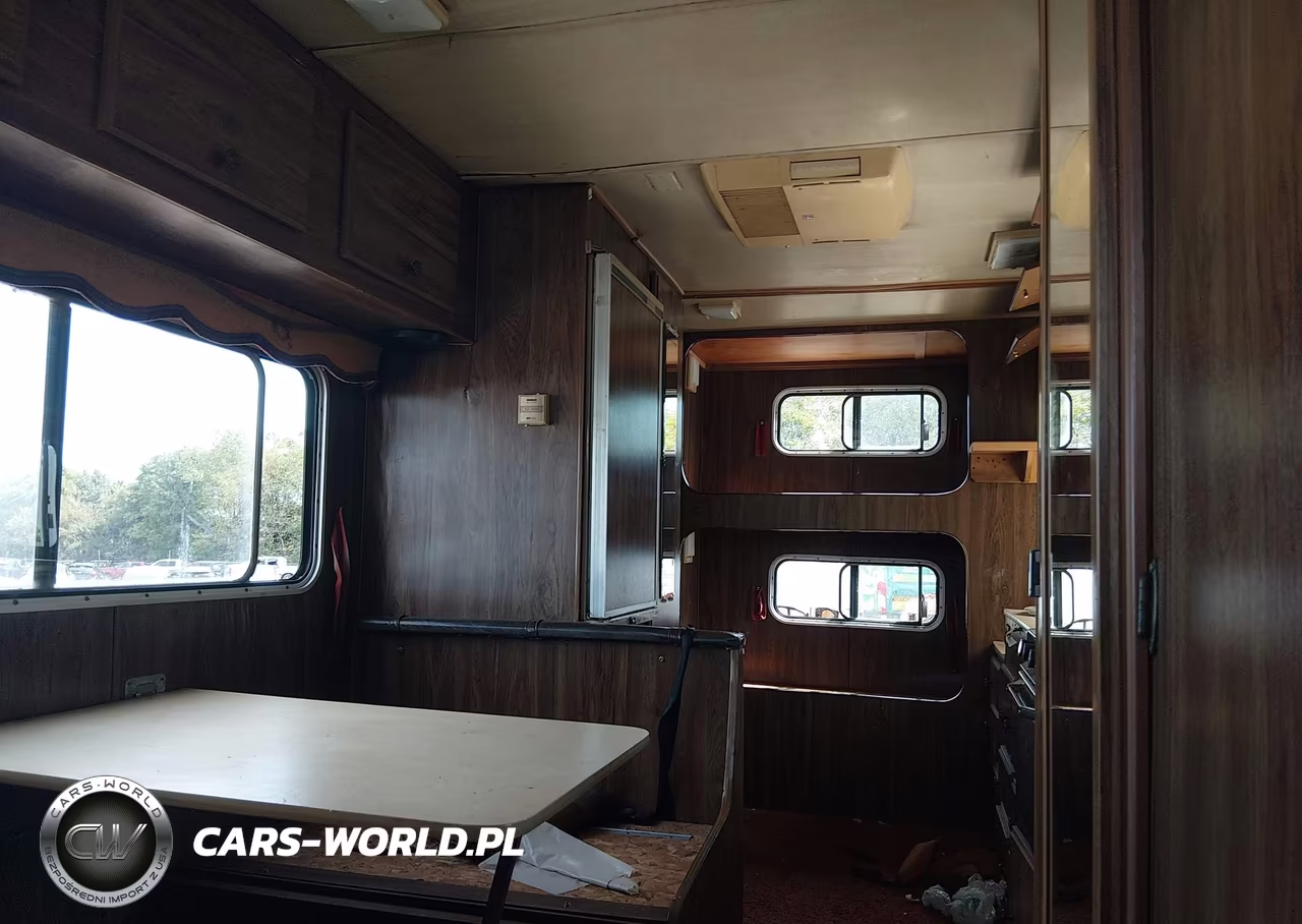 1979 Fleetwood Tioga M-N Arrow U VIN:CGR3290120947 - 8