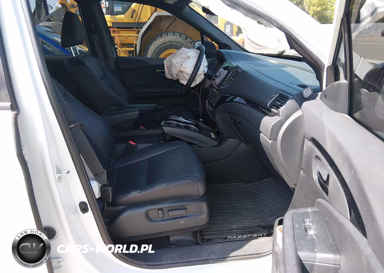 2023 Honda Passport Awd Elite VIN:5FNYF8H08PB000358 - 5