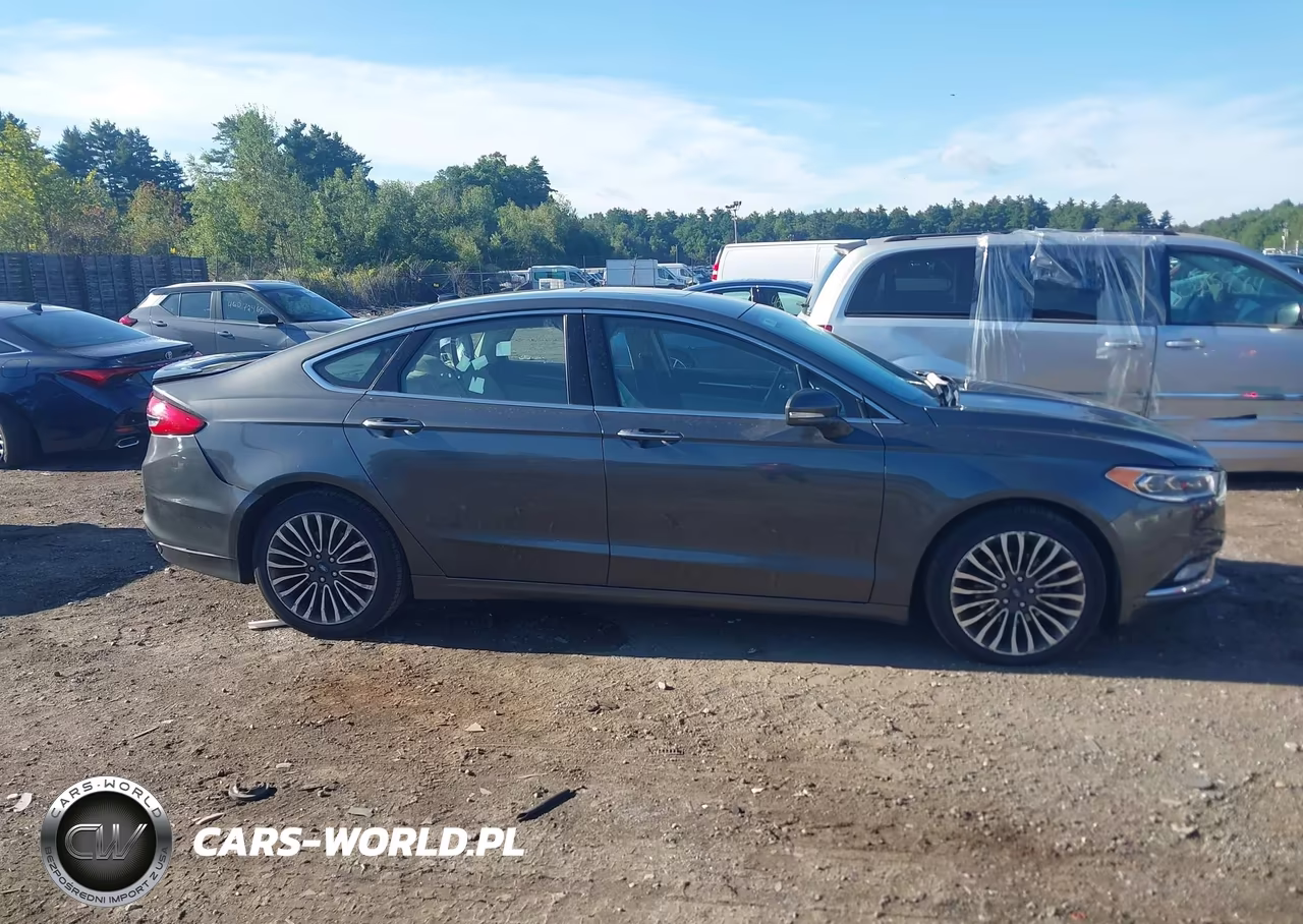 2018 Ford Fusion Titanium VIN:3FA6P0D95JR242370 - 13