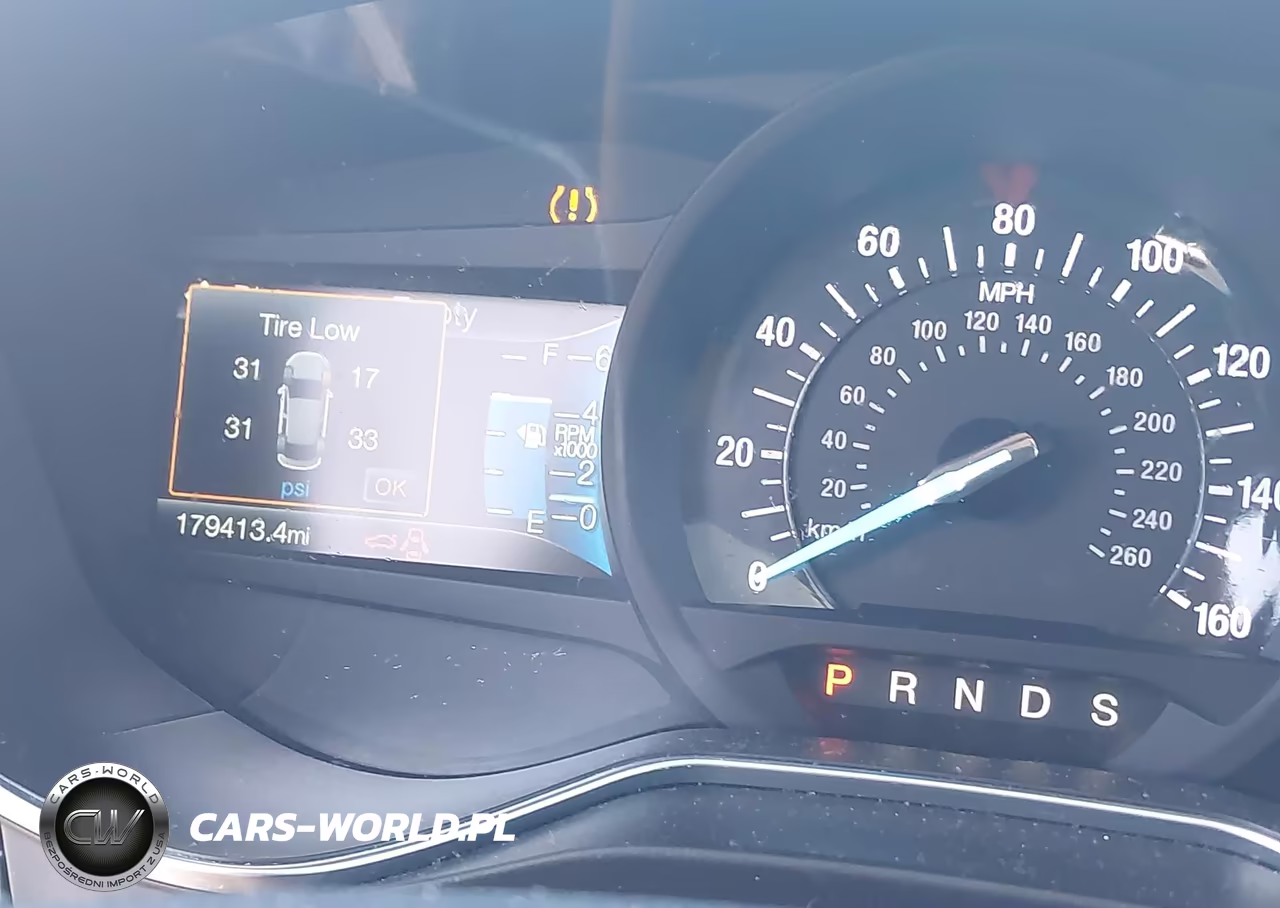 2018 Ford Fusion Titanium VIN:3FA6P0D95JR242370 - 15