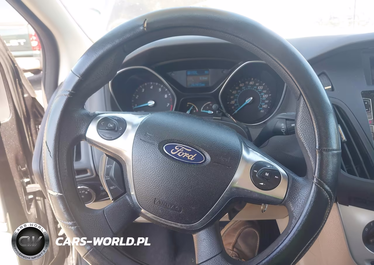 2012 Ford Focus Se VIN:1FAHP3F24CL374614 - 6