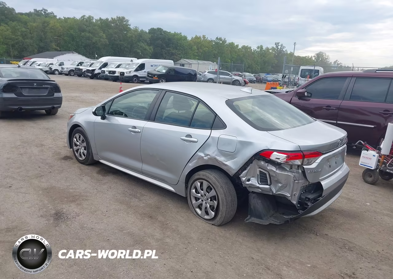 2020 Toyota Corolla Le VIN:JTDEPRAE5LJ097419 - 3