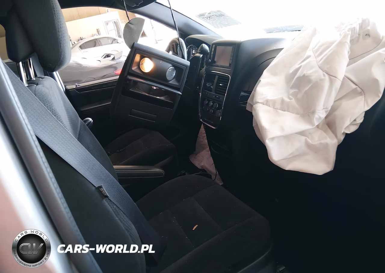 2017 Dodge Grand Caravan Se Plus VIN:2C4RDGBG0HR651919 - 5