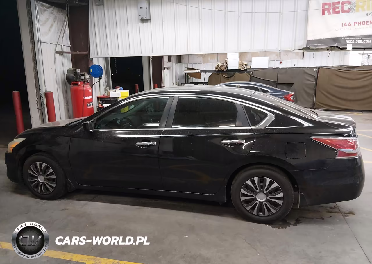 2015 Nissan Altima 2.5 S VIN:1N4AL3APXFC209719 - 15