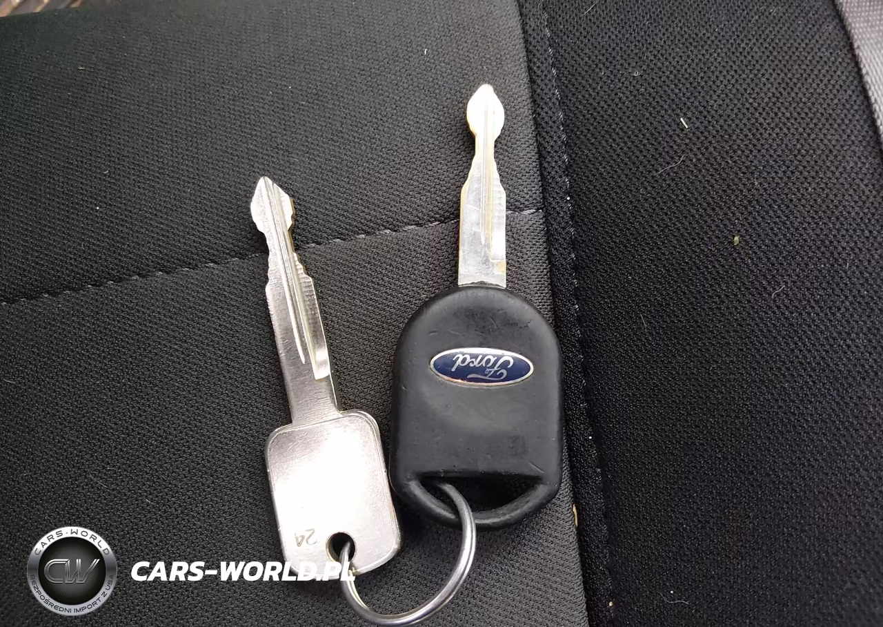 2002 Ford Ranger Xl-Xlt VIN:1FTYR10D42TA60141 - 10