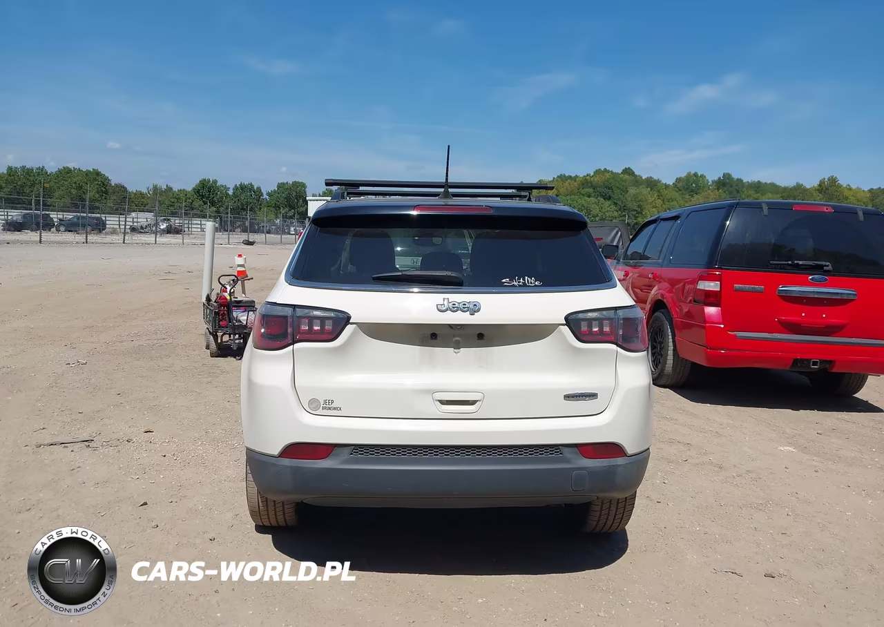 2018 Jeep Compass Latitude VIN:3C4NJCBB2JT181626 - 16