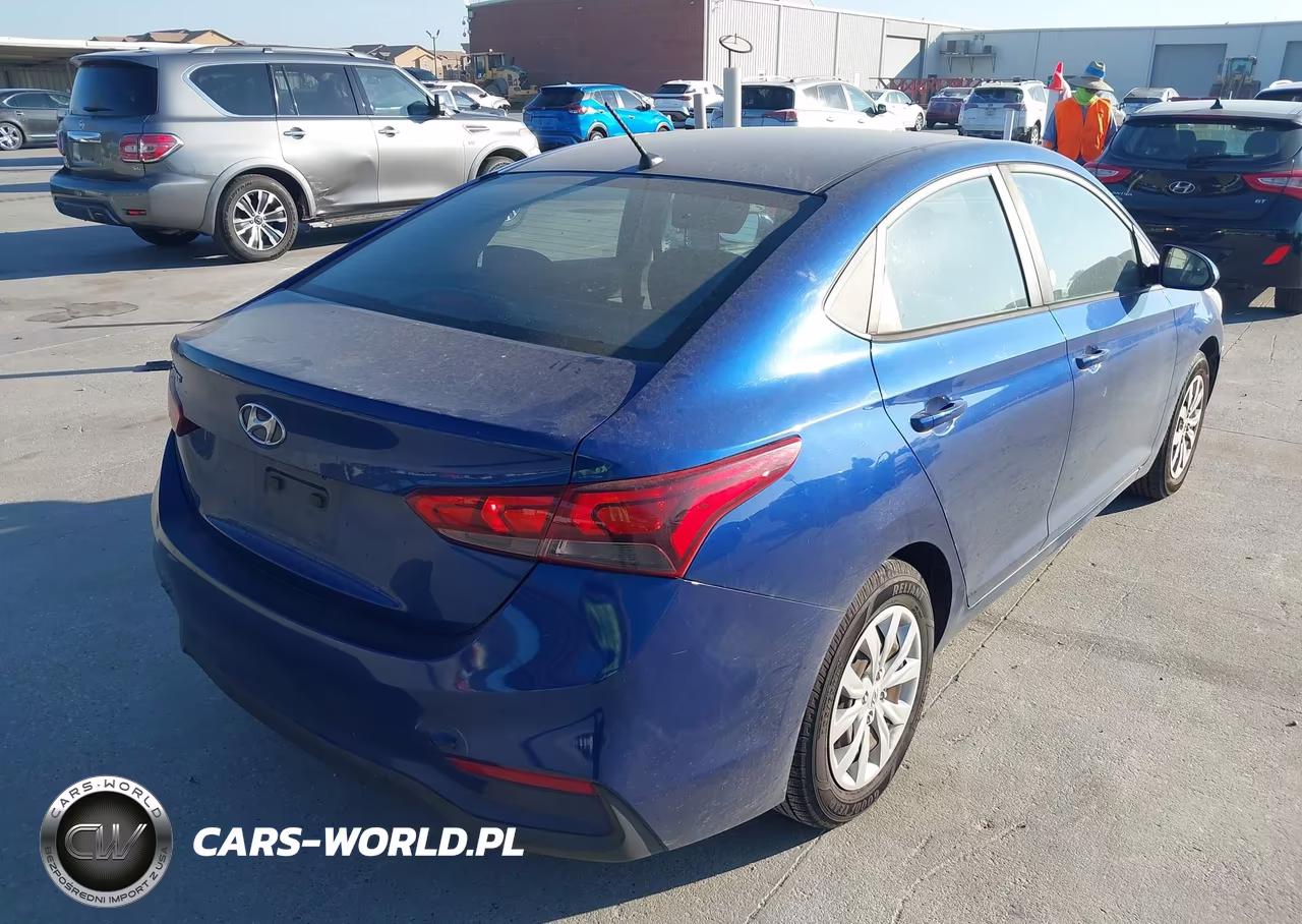 2018 Hyundai Accent Se VIN:3KPC24A32JE018080 - 4
