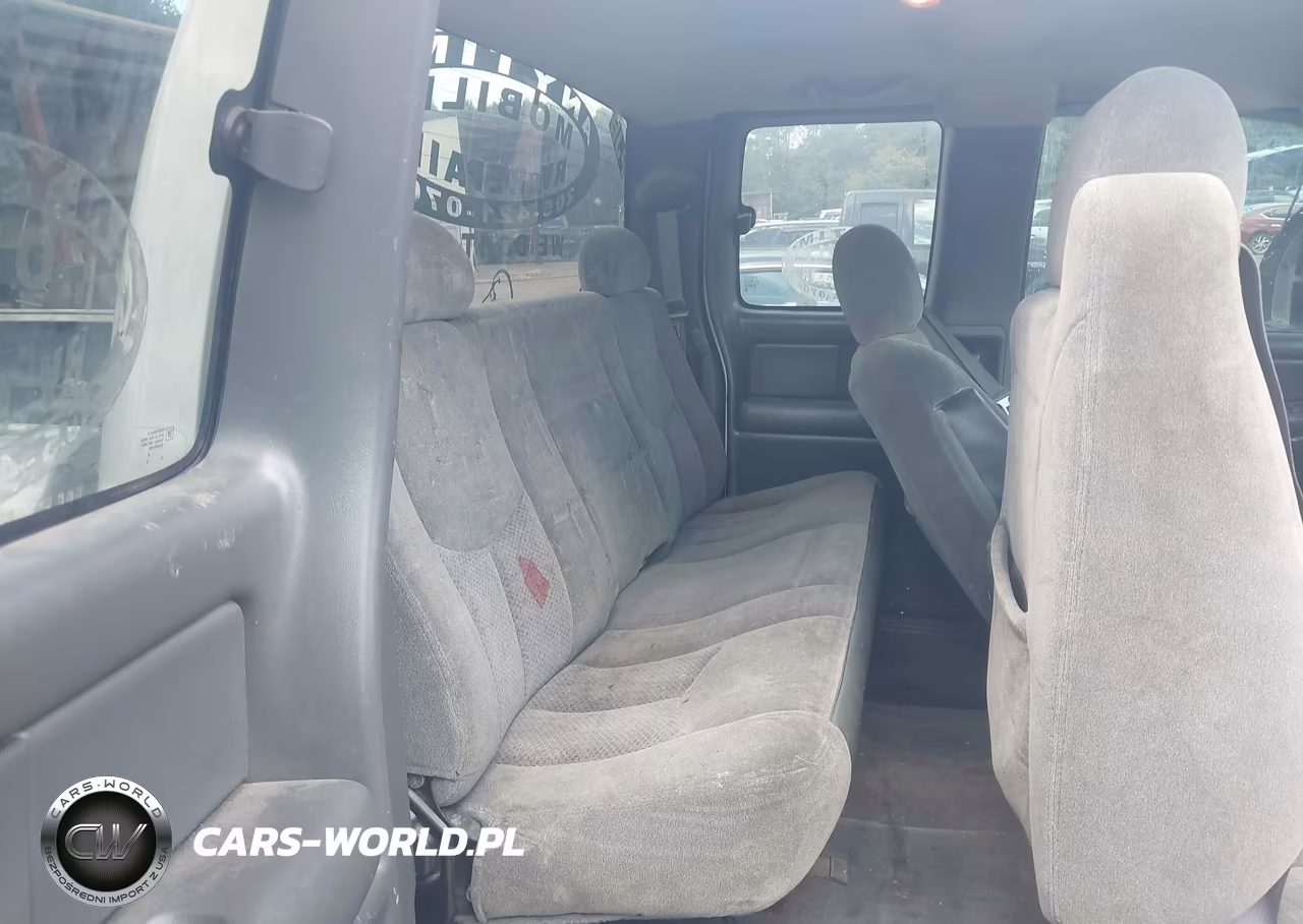 2004 Chevrolet Silverado 2500Hd Ls VIN:1GCHK29U04E386295 - 8
