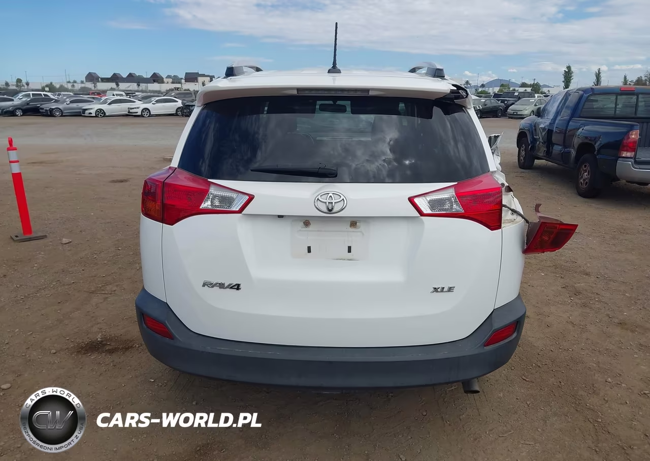2015 Toyota Rav4 Xle VIN:JTMWFREV5FD079409 - 16