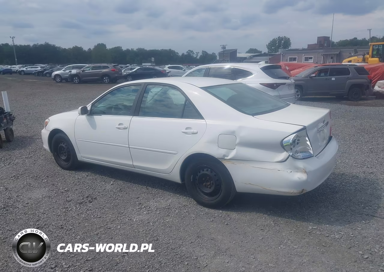2003 Toyota Camry Le VIN:JTDBE32K930169044 - 6
