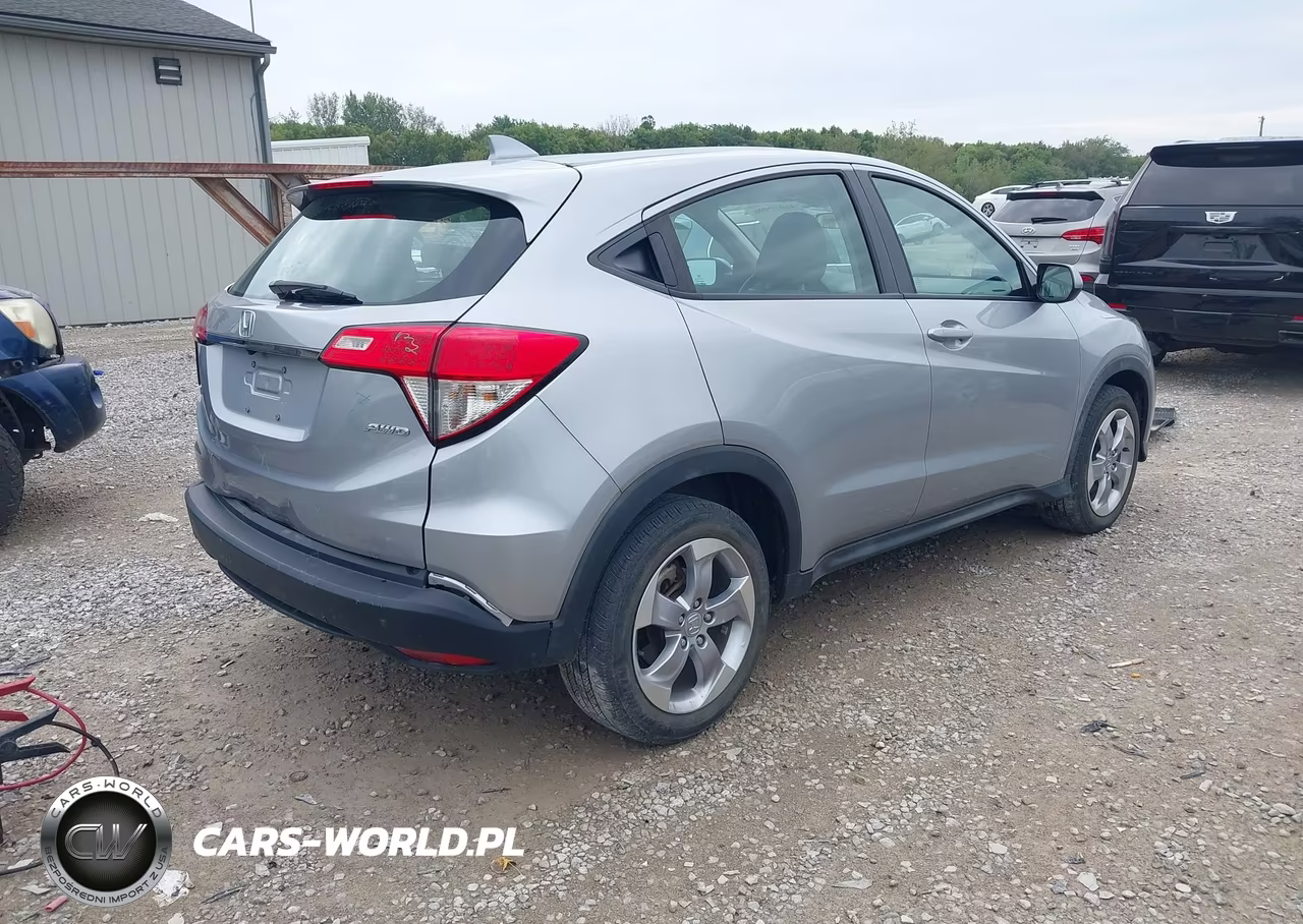 2022 Honda Hr-V Awd Lx VIN:3CZRU6H32NM763486 - 4