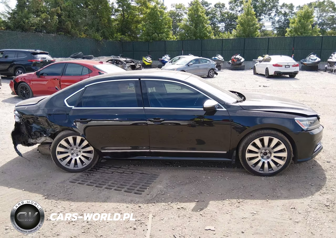2016 Volkswagen Passat V6 Sel Premium VIN:1VWCM7A38GC006265 - 13