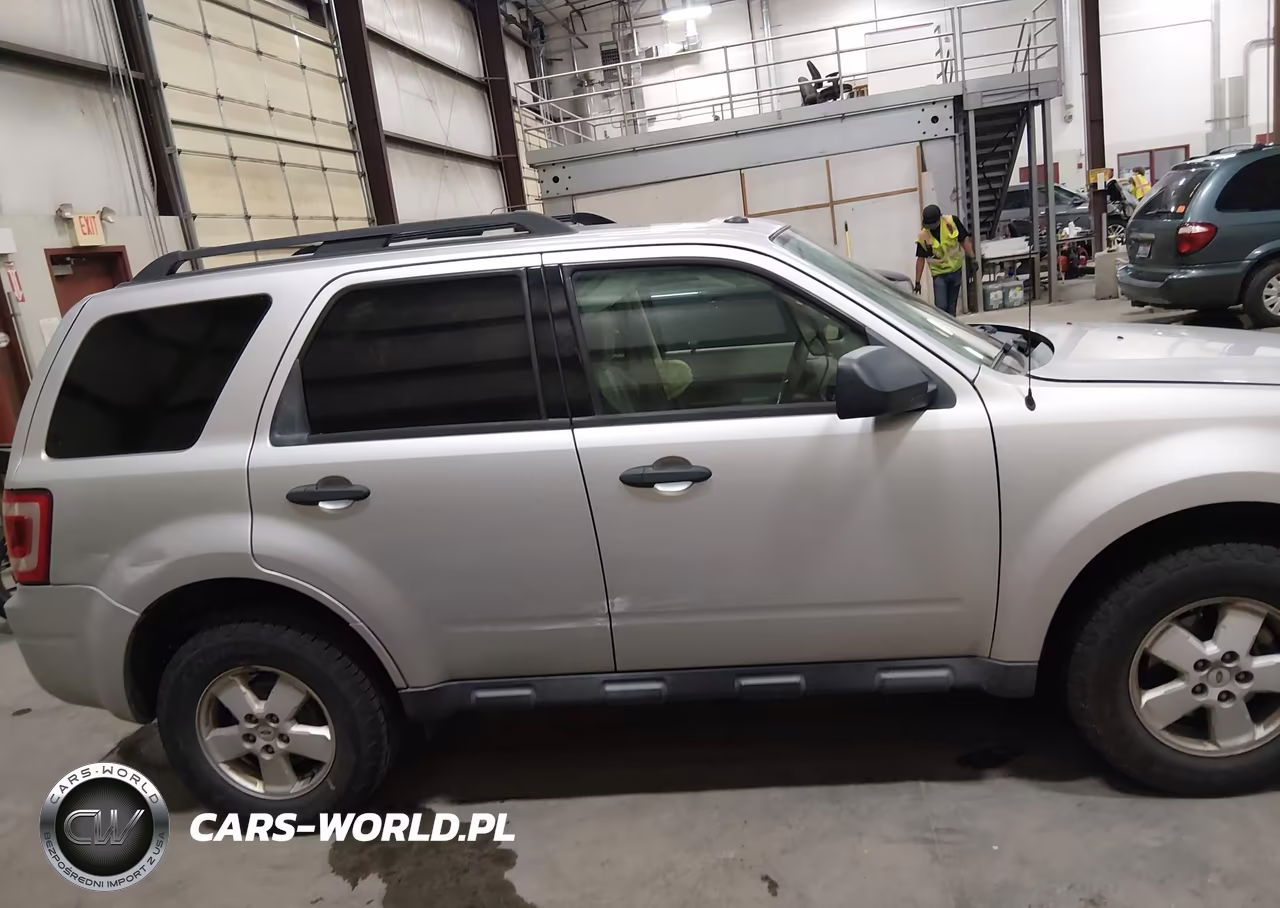 2011 Ford Escape Xlt VIN:1FMCU0DGXBKA27539 - 13
