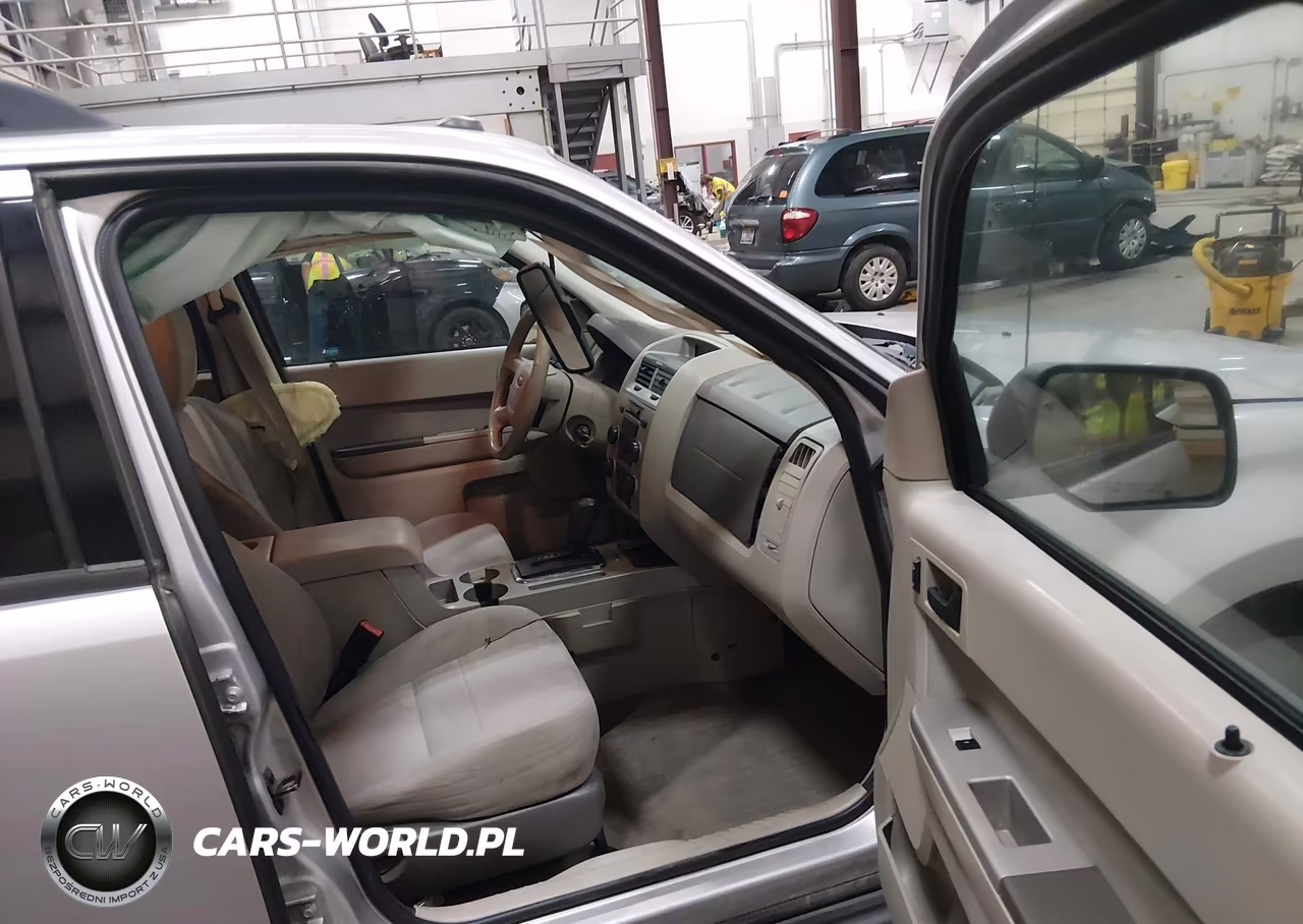 2011 Ford Escape Xlt VIN:1FMCU0DGXBKA27539 - 5