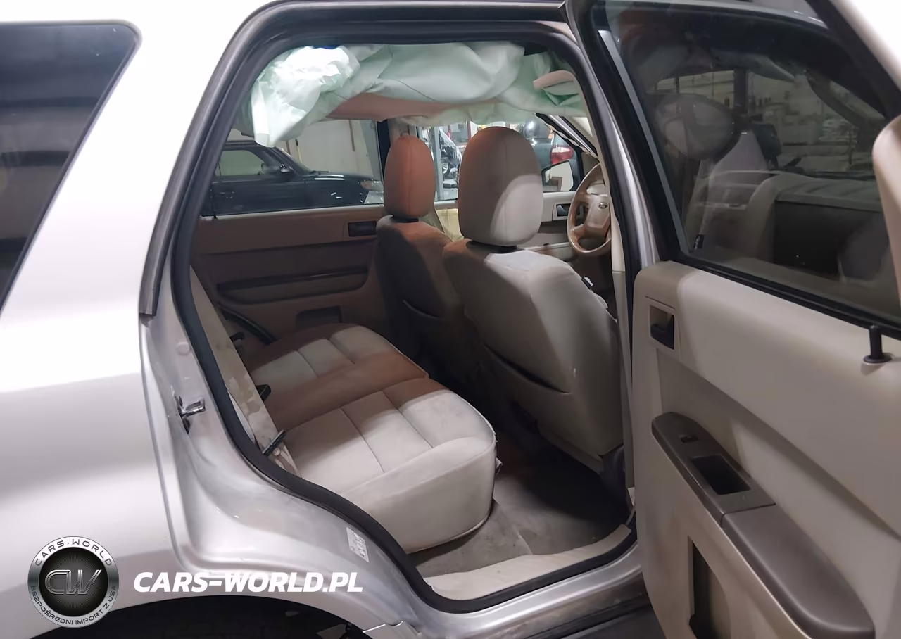 2011 Ford Escape Xlt VIN:1FMCU0DGXBKA27539 - 8