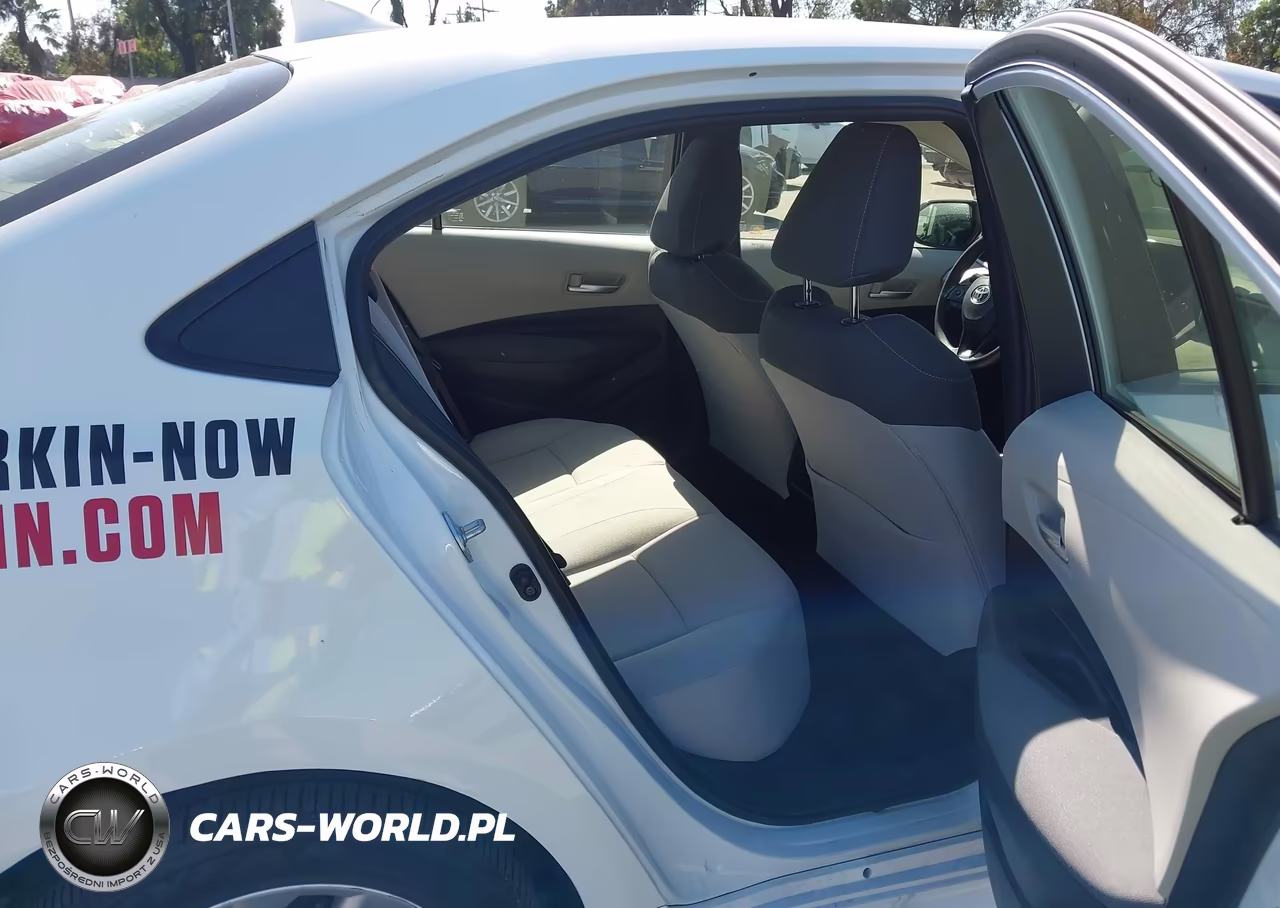 2020 Toyota Corolla Le VIN:JTDHPRAE9LJ067451 - 3