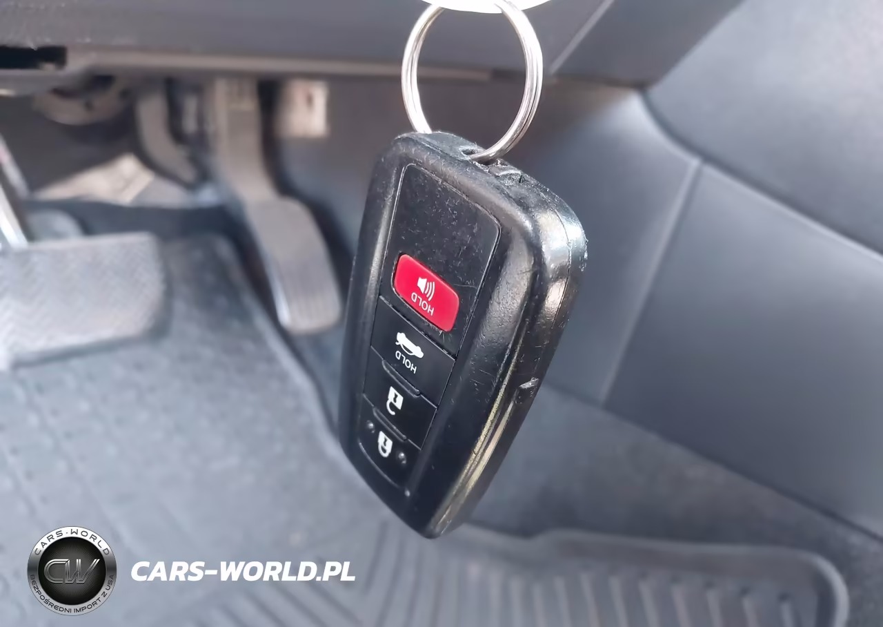 2020 Toyota Corolla Le VIN:JTDHPRAE9LJ067451 - 6