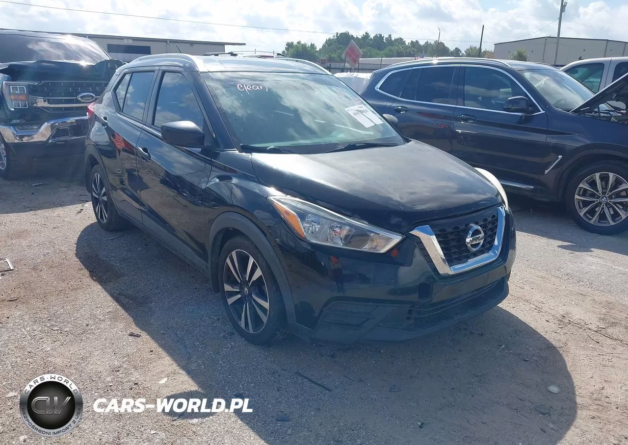 2019 Nissan Kicks S VIN:3N1CP5CU6KL520944 - 1