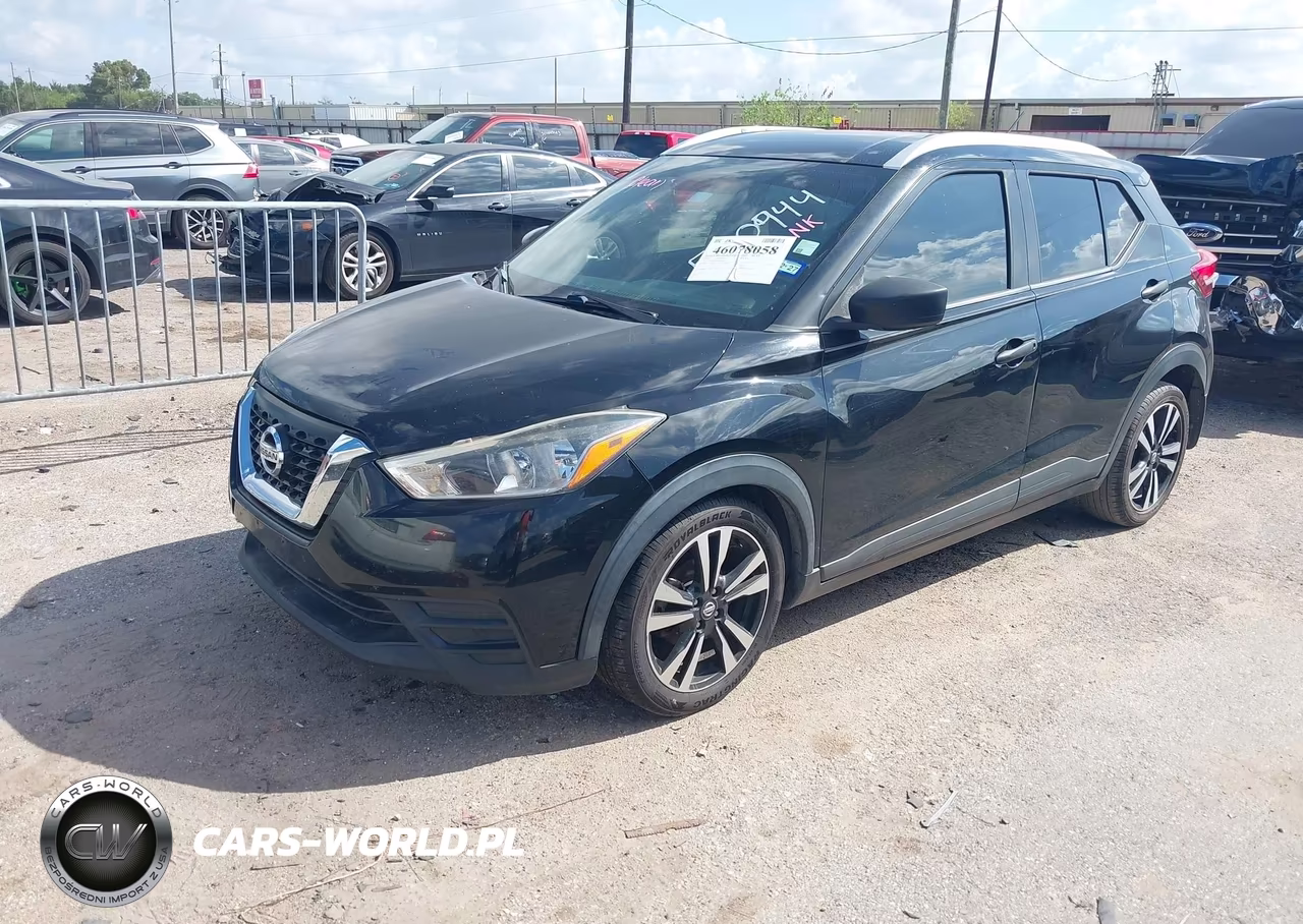 2019 Nissan Kicks S VIN:3N1CP5CU6KL520944 - 2