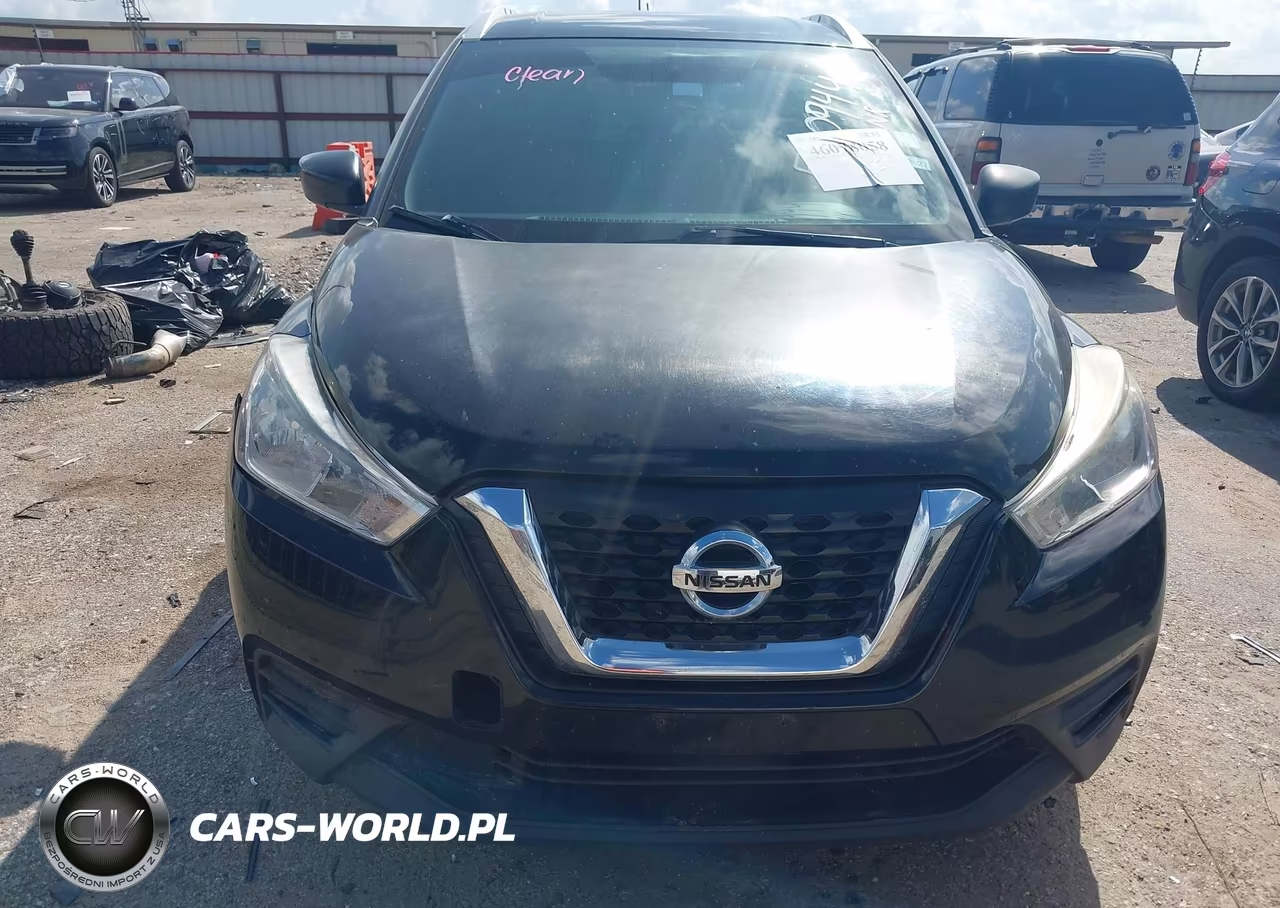 2019 Nissan Kicks S VIN:3N1CP5CU6KL520944 - 6