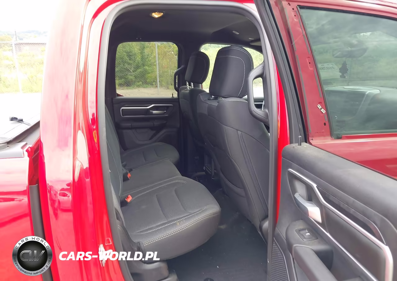 2021 Ram 1500 Big Horn 4X4 6'4 Box VIN:1C6SRFBT2MN784819 - 8