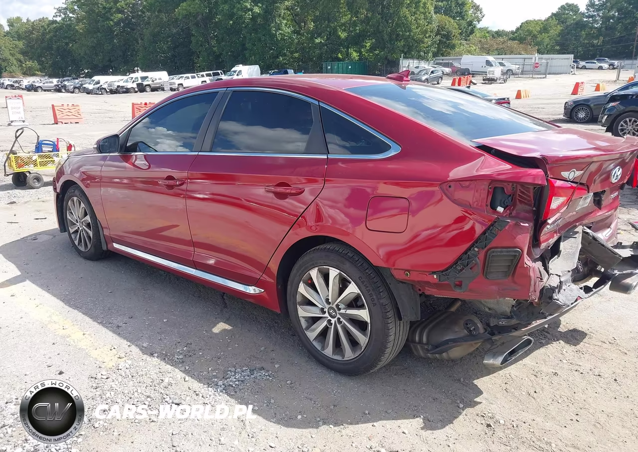 2016 Hyundai Sonata Sport VIN:5NPE34AF7GH391247 - 3