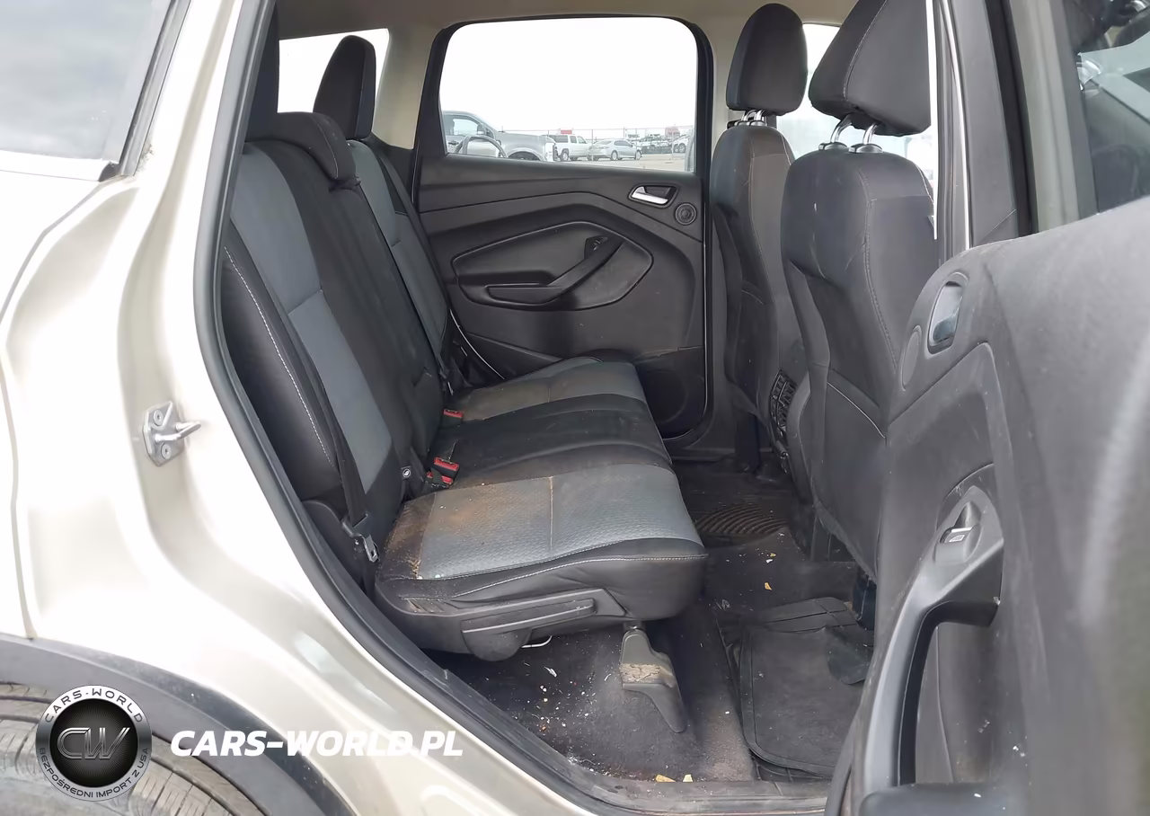2017 Ford Escape Se VIN:1FMCU0G91HUE34370 - 8