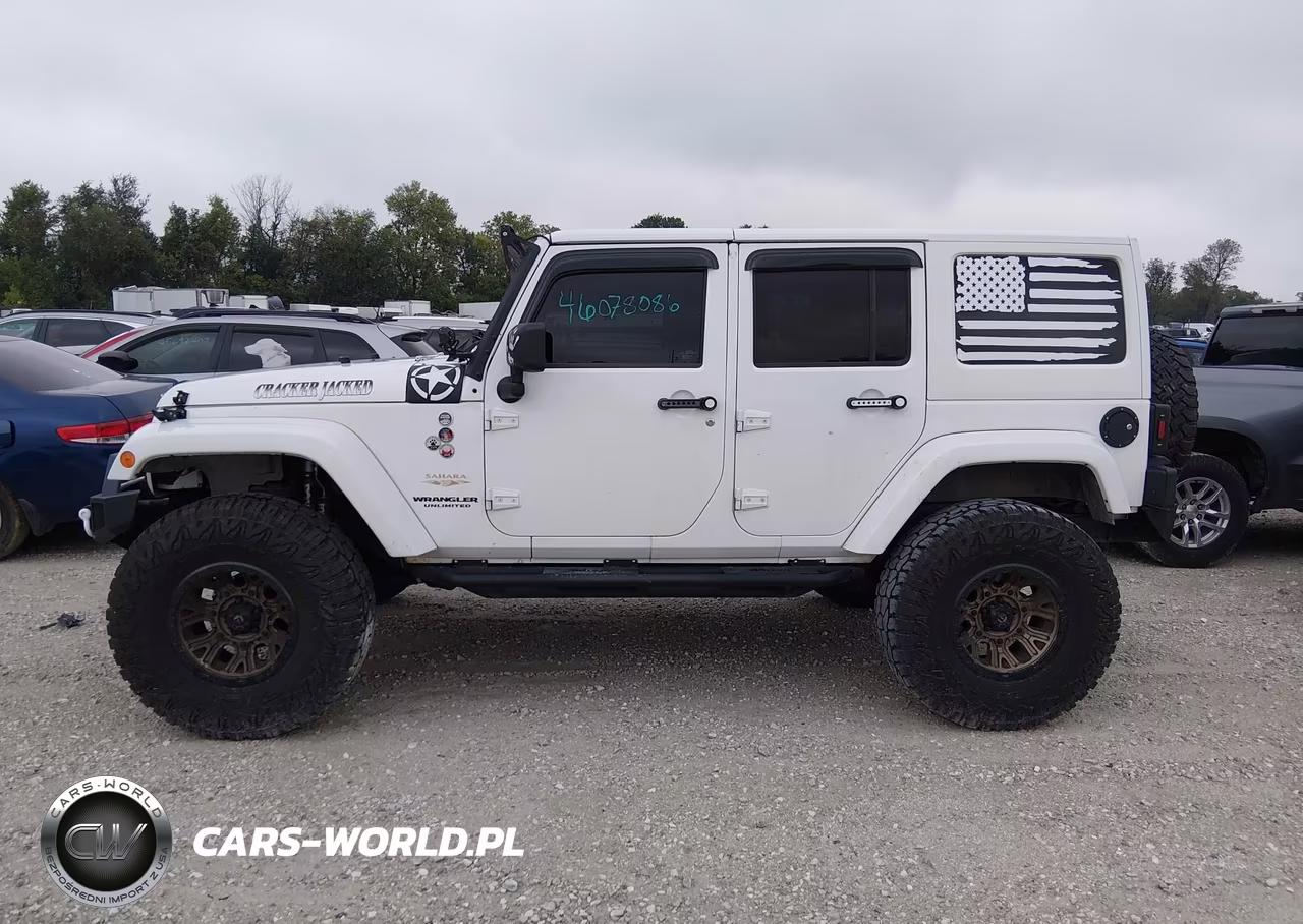 2013 Jeep Wrangler Unlimited Sahara VIN:1C4BJWEG1DL639653 - 14