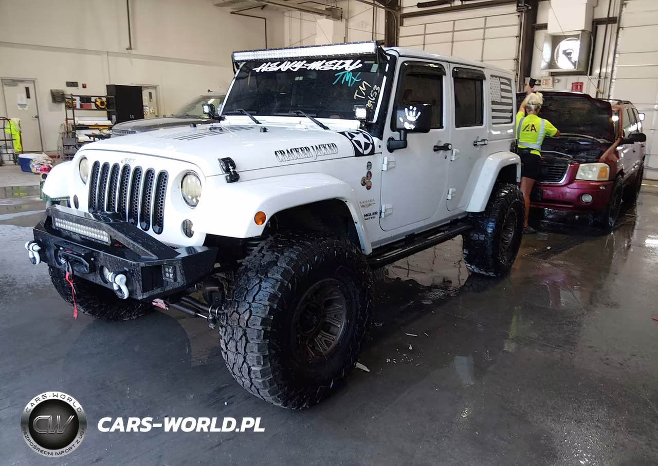 2013 Jeep Wrangler Unlimited Sahara VIN:1C4BJWEG1DL639653 - 2